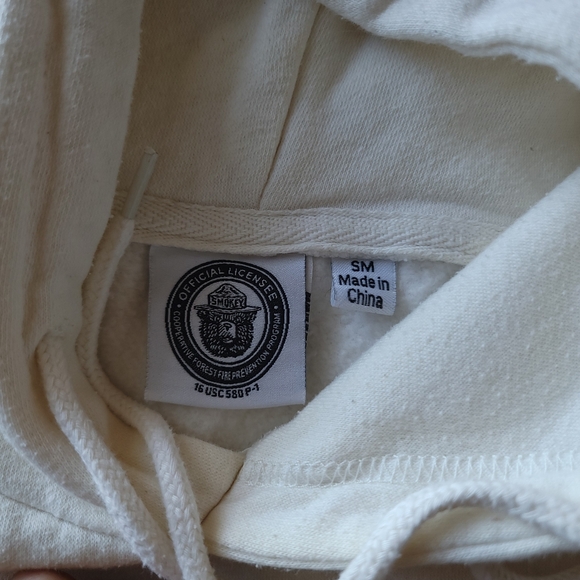 Smokey the bear mid length sweatshirt - Picture 2 of 3